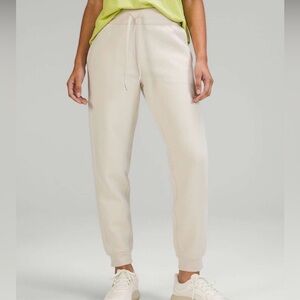 Lululemon Athletica Cream Scuba Joggers